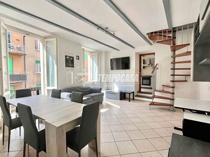 Appartamento trilocale in vendita in Lecco