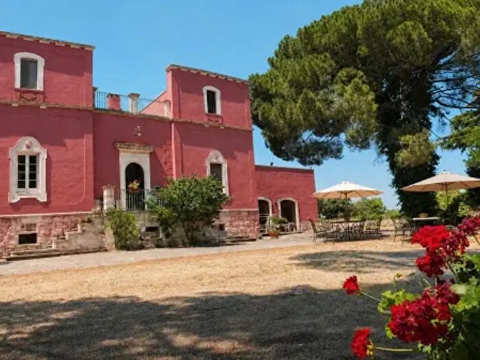 Casa con 6 locali in vendita in Via Conversano, Castellana Grotte