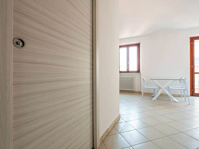 Appartamento bilocale in affitto in Via Raffaele Lumelli, Borgo Rovereto Piscina, Alessandria