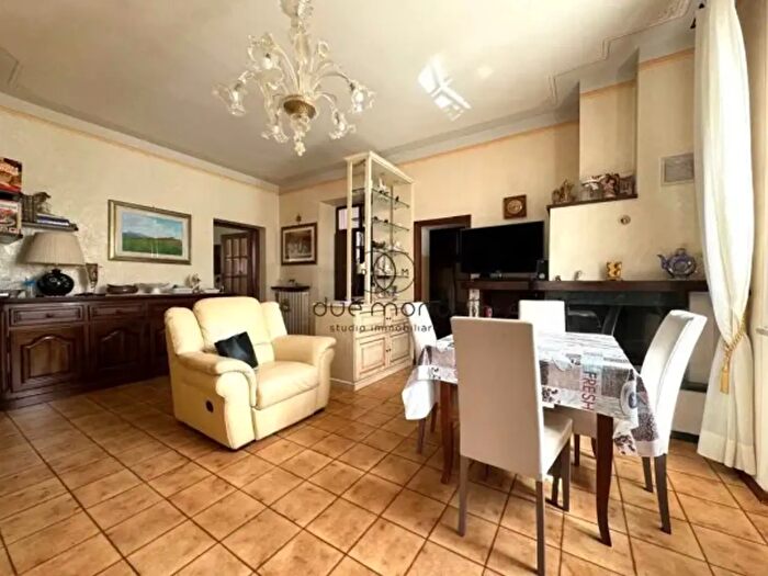 Appartamento trilocale in vendita in Via Fratelli Rosselli, Spoleto