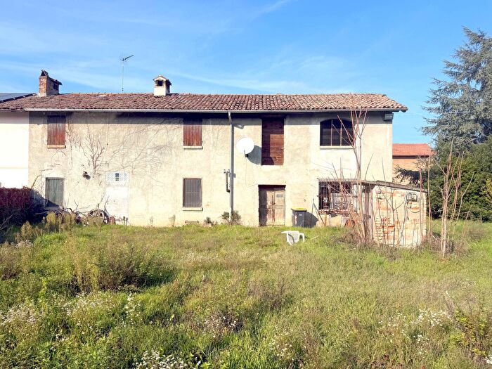 Casa con 5 locali in vendita in Bosco Marengo
