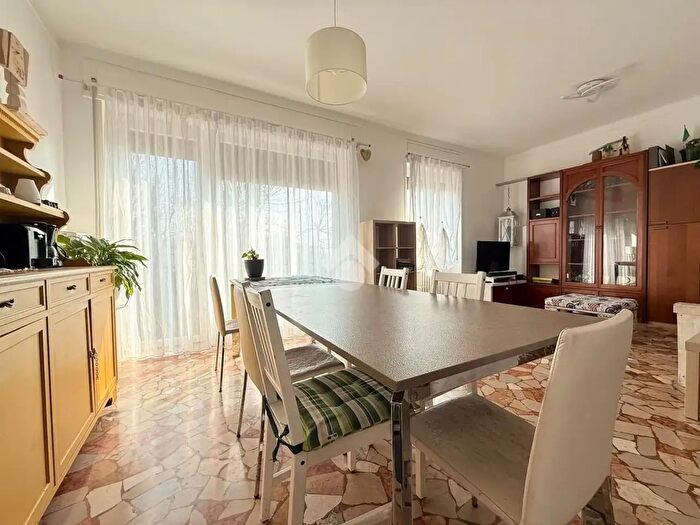 Appartamento quadrilocale in vendita in Viale Duca dAosta, Brescia