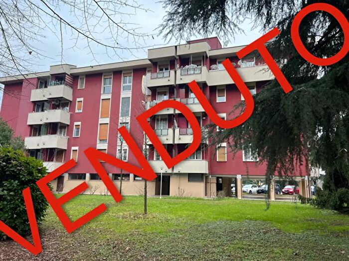 Appartamento trilocale in vendita in Via Pontida, Cernusco Sul Naviglio