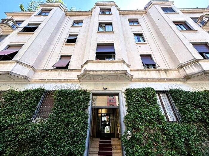 Casa bilocale in affitto in Via Hajech, Plebisciti Susa, Milano