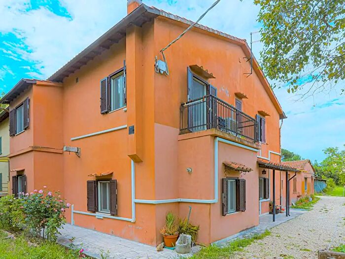 Casa con 10 locali in vendita in Via di Bravetta, Roma