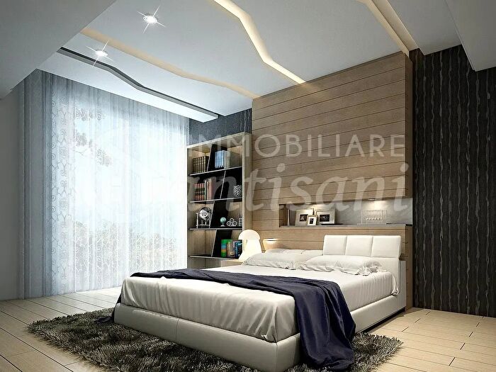 Appartamento quadrilocale in vendita in Via Valdorcia, Firenze