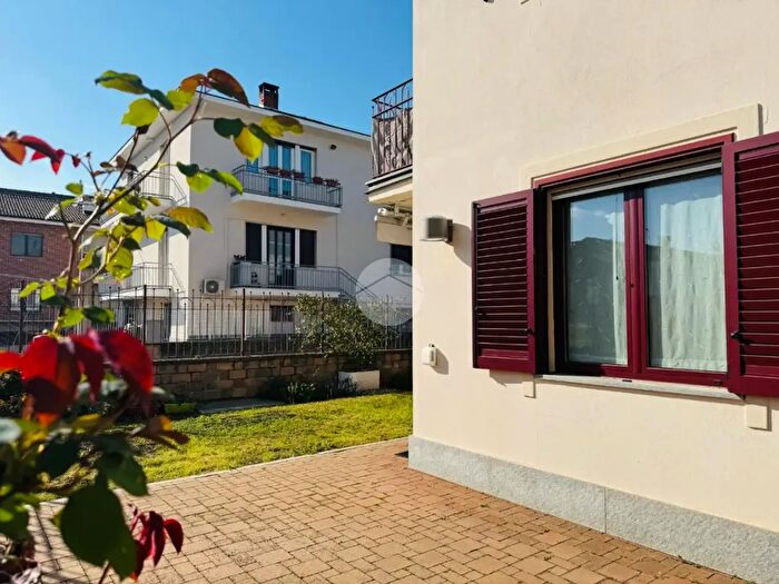 Appartamento trilocale in vendita in Via Monte Grappa, Carignano