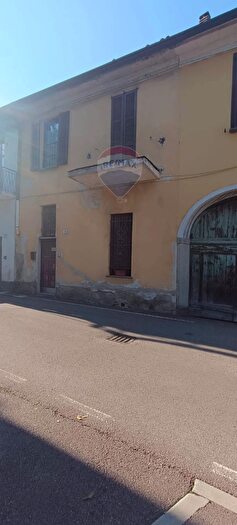 Casa con 5 locali in vendita in Via Carlo Porta, Besana In Brianza