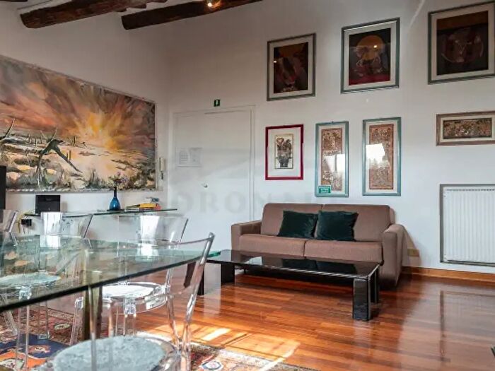 Appartamento trilocale in affitto in Piazza del Parlamento, Roma