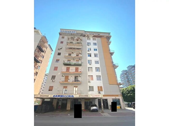 Appartamento quadrilocale in vendita in Palermo