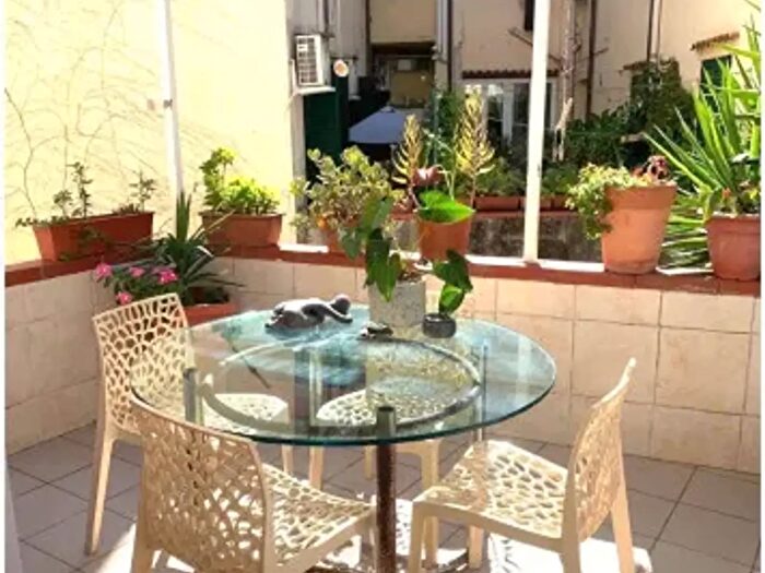 Appartamento bilocale in vendita in Via della Campana, Livorno