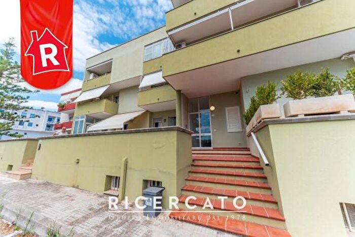 Appartamento bilocale in vendita in Via Santa Chiara Dassisi, Otranto