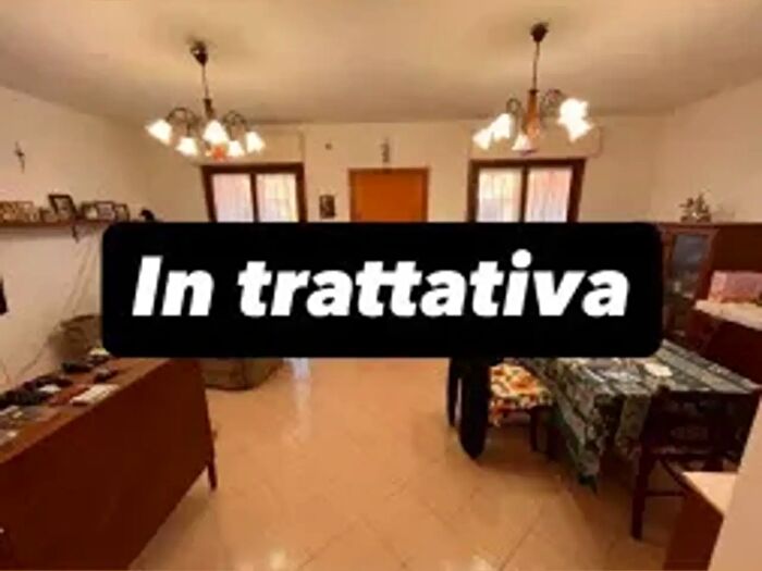 Casa quadrilocale in vendita in Via Renato Fucini, Anzio