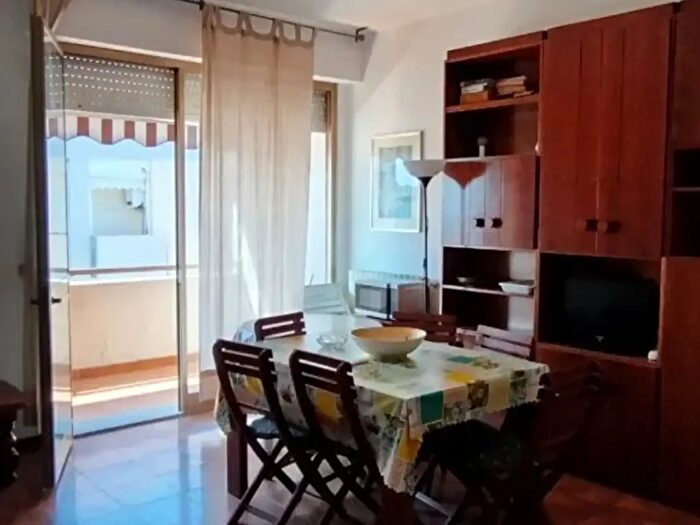 Appartamento bilocale in affitto in Camaiore