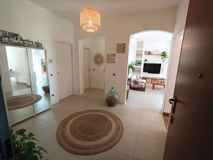 Appartamento trilocale in vendita in Viale Lombardia, Cusano Milanino