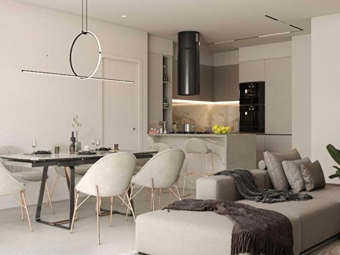 Appartamento con 6 locali in affitto in Via Torino, Mariglianella