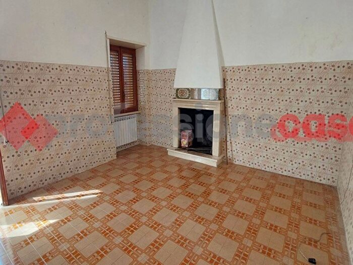 Appartamento quadrilocale in affitto in Borgo Loreto snc, Centro, Campoli Appennino