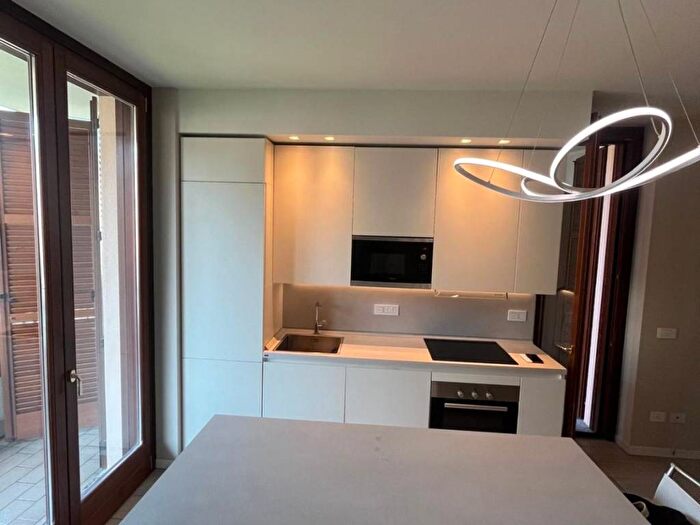 Appartamento bilocale in affitto in Via Ugo Foscolo, Piazza Santa Maria, Busto Arsizio