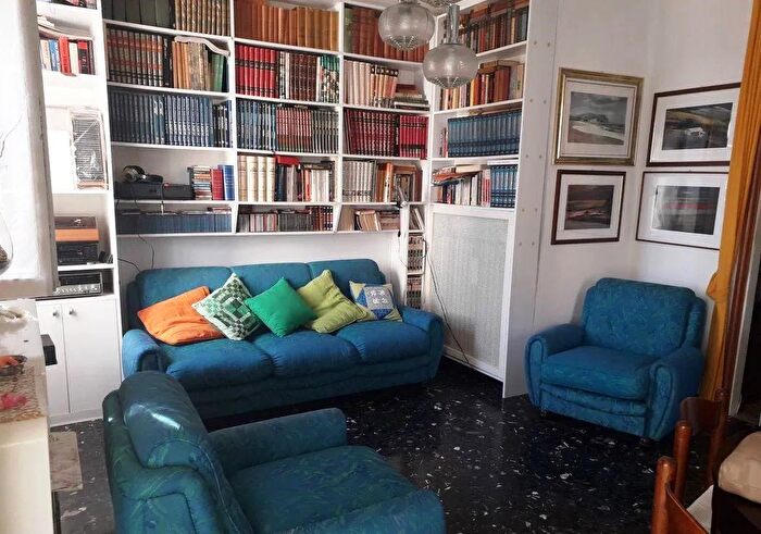 Appartamento con 5 locali in vendita in Ancona Zona OsimoCentro, Osimo