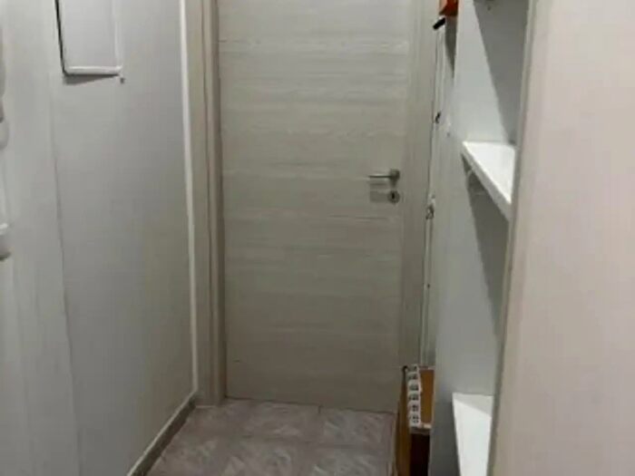 Appartamento bilocale in vendita in Via Valesia, Roma