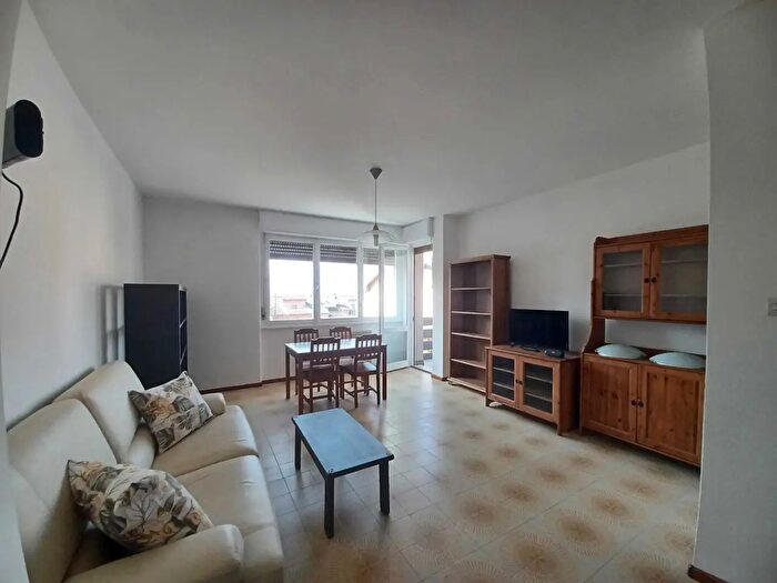 Appartamento con 6 locali in affitto in Trento