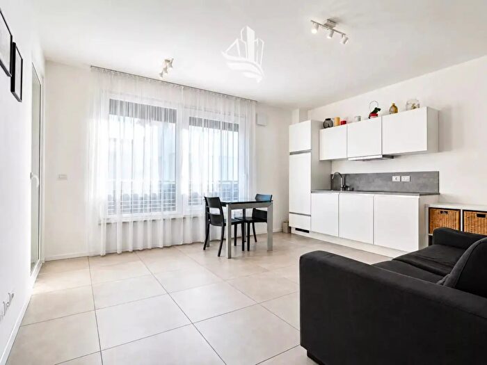 Appartamento bilocale in vendita in Via Riva del Garda, Bolzano