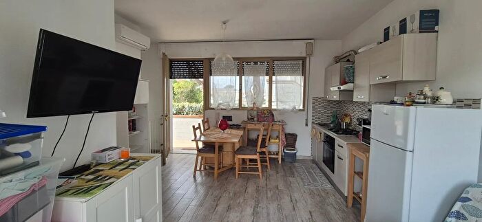 Appartamento quadrilocale in affitto in Massa