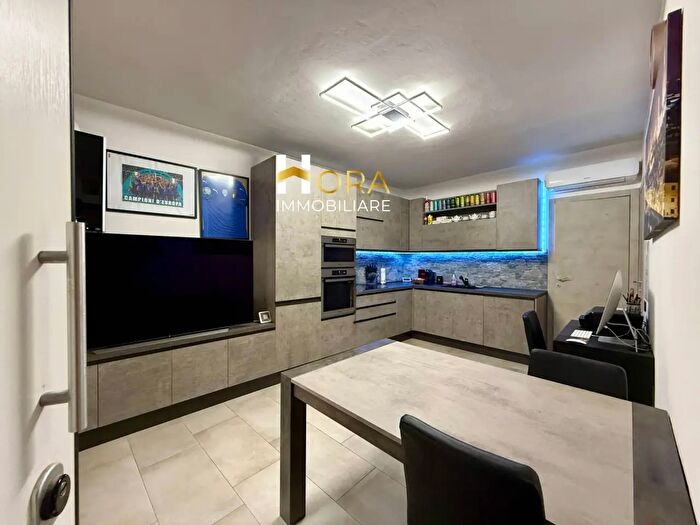 Appartamento bilocale in vendita in Piazza Montegrappa, Rufina