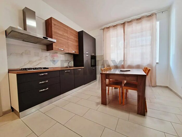 Appartamento con 5 locali in vendita in Monopoli