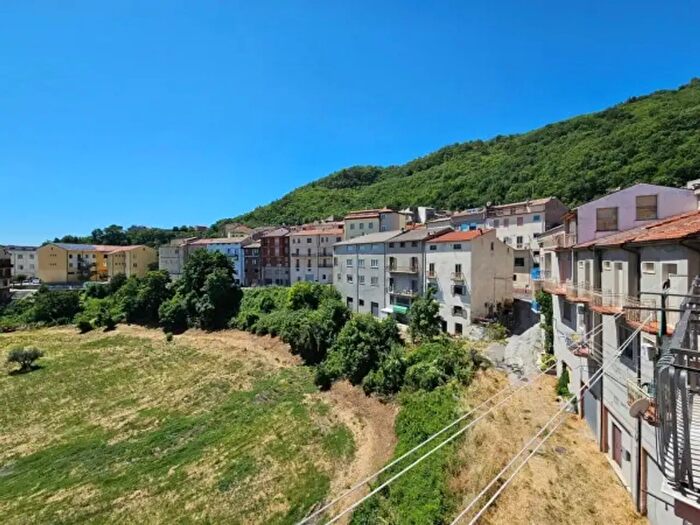 Appartamento con 6 locali in vendita in Via Giovanni Boccardi, Castelmauro
