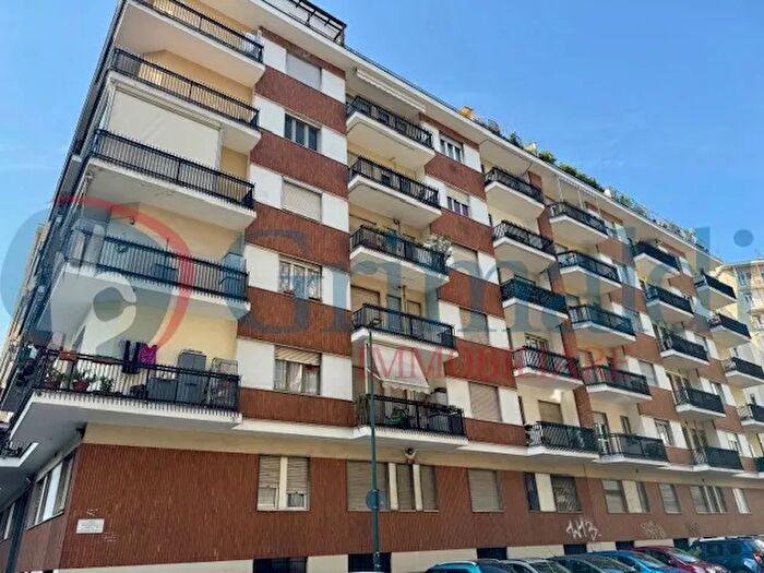 Appartamento trilocale in vendita in Corso Rosselli, Torino