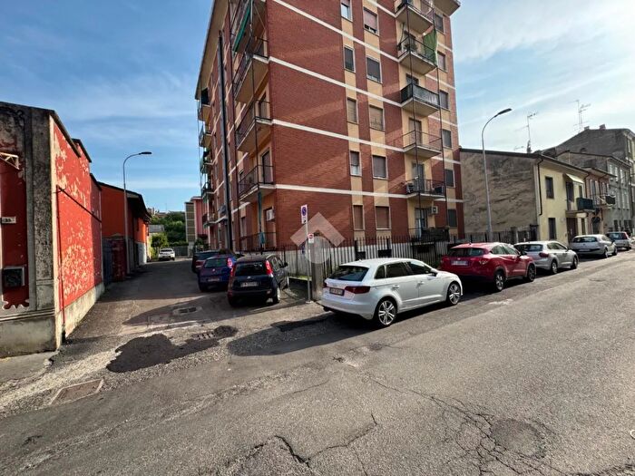 Appartamento trilocale in vendita in Via Carlo Pisacane, Stradella