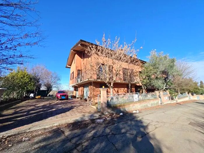 Casa con 6 locali in vendita in Via Sinistra Guerro, Castelvetro Di Modena