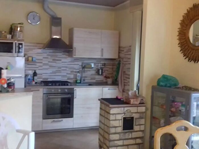 Appartamento bilocale in affitto in Via Maroncelli, Viareggio