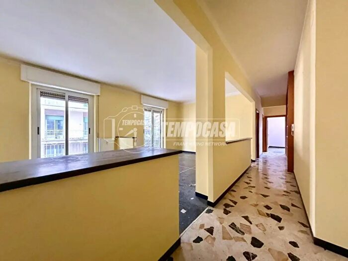 Appartamento quadrilocale in vendita in Via Negroponte, Genova