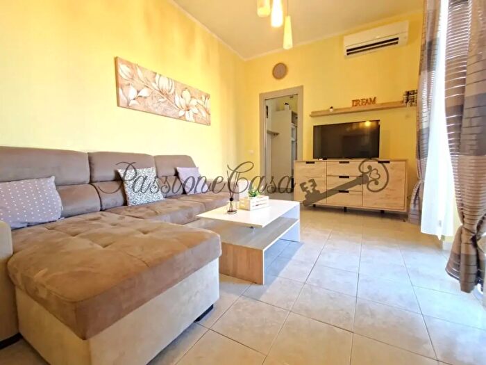 Appartamento bilocale in vendita in Via Manara Negrone, Vigevano