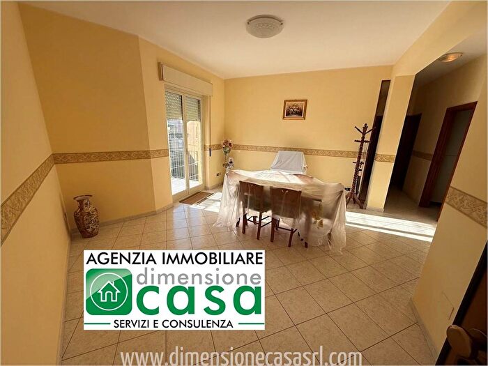 Appartamento quadrilocale in vendita in Via Milano, San Cataldo