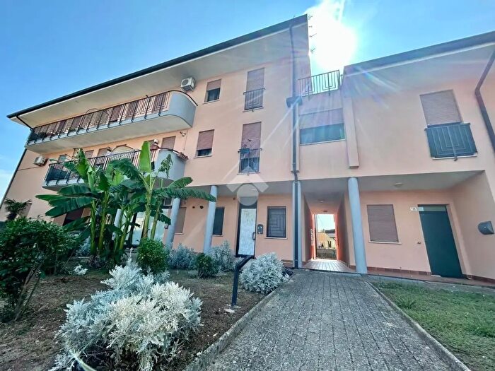 Appartamento bilocale in vendita in Via della Torre, Lusia