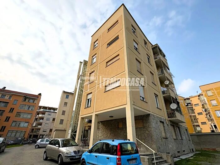 Appartamento trilocale in vendita in Via Fiume, Pinerolo