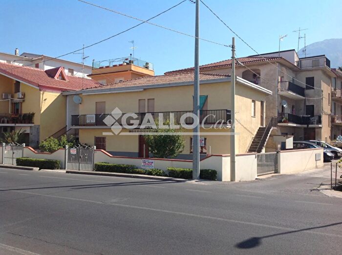 Appartamento quadrilocale in vendita in Ss Via Vetticello Belvedere Marittimo, Belvedere Marittimo