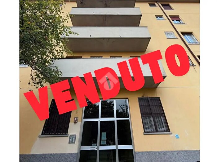 Appartamento trilocale in vendita in Viale Omero, Milano