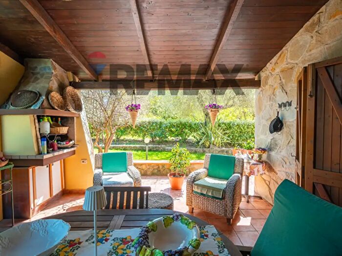 Casa con 5 locali in vendita in SV Ponte Brandinu Funtana Niedda Tanighedda Tr, Sassari