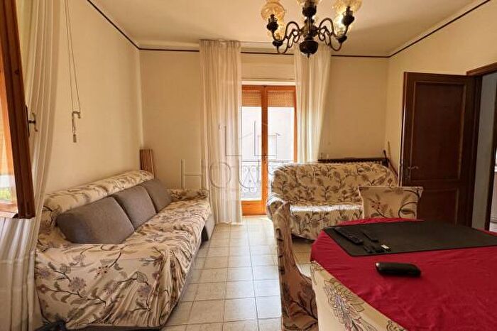 Appartamento con 5 locali in vendita in Via Salvatore Quasimodo, Citta Di Castello