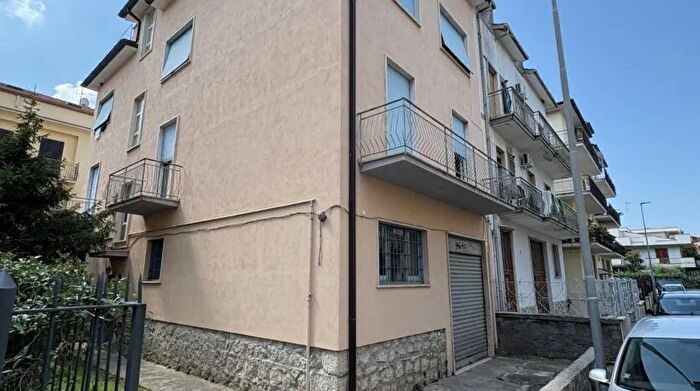 Appartamento quadrilocale in vendita in Via Marco Minghetti Fondi Centro, Fondi