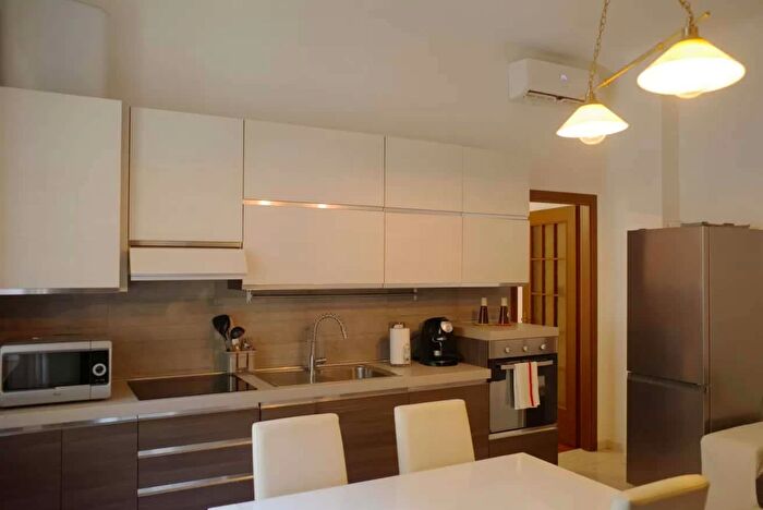 Appartamento monolocale in affitto in Via Giulio E Corrado Venini, Milano