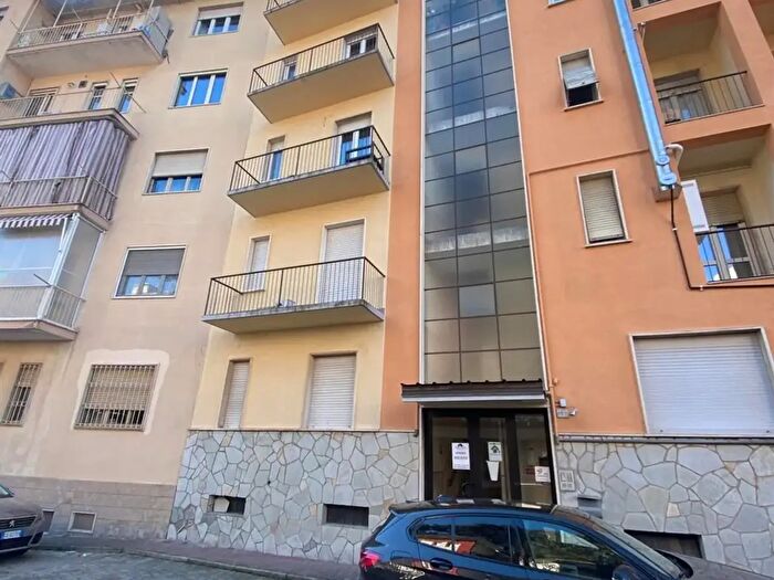 Appartamento bilocale in vendita in Asti Vicolo Luigi Contratti, Asti