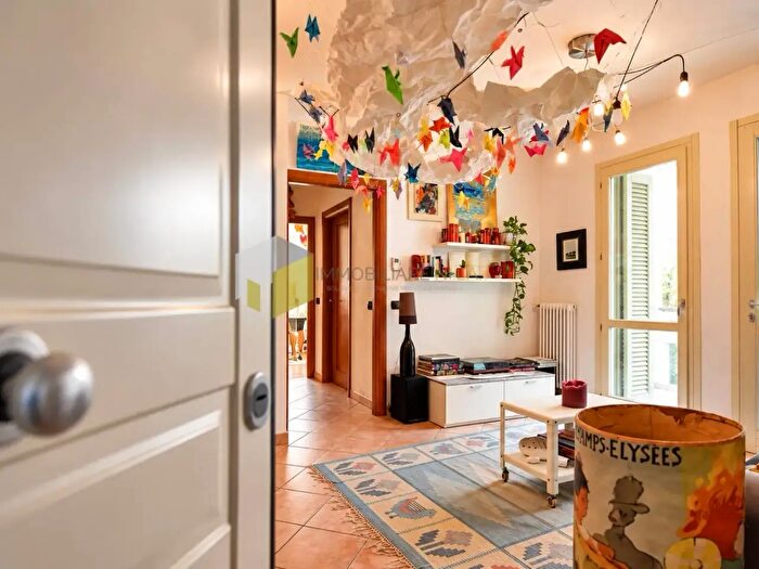 Appartamento trilocale in vendita in Marche, Pisa