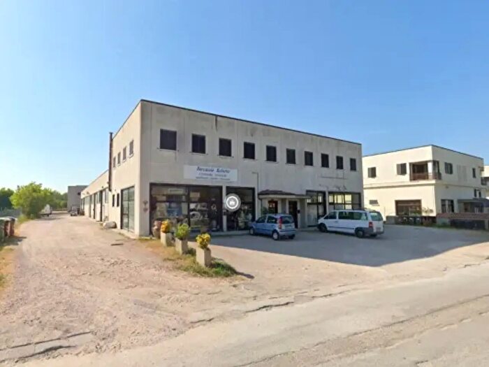 Casa con 5 locali in vendita in Via della Tecnica, Deruta