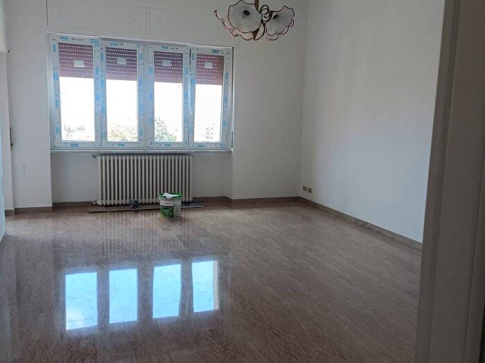 Appartamento quadrilocale in affitto in Via Annunziatella, Centro, Matera