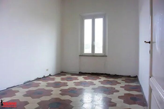 Appartamento quadrilocale in vendita in Via San Pietro in Palazzi, Cecina